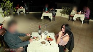 Alexandra Wett Porno Video: PUBLIK! AUCH IM RESTAURANT