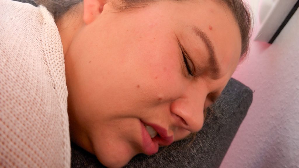 Daddys Luder Porno Video: Arsch geleckt