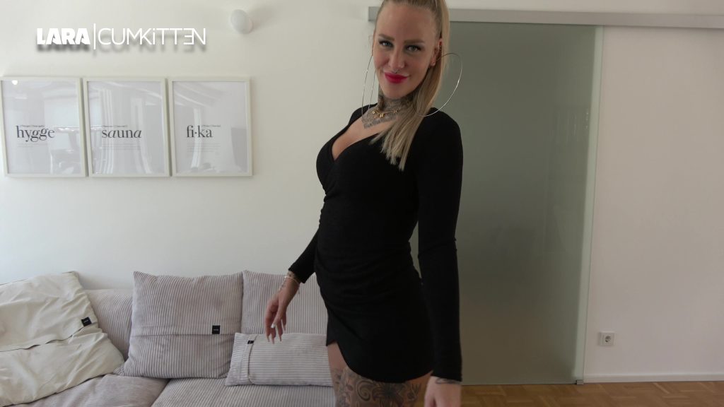 Lara CumKitten Porno Video: Beine breit und FICKBEREIT Schlampen Quickie mit MEGA FACIAL