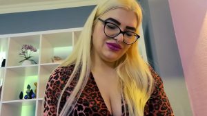 Mariella Sun Porno Video: Dirty Talk Handjob!