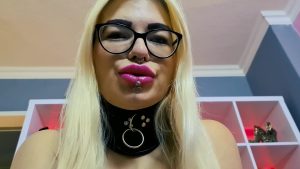 Mariella Sun Porno Video: Nylon Footjob Close Up!