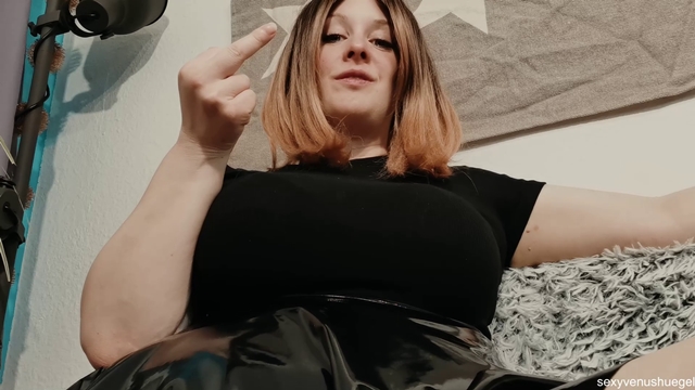 SexyVenushuegel Porno Video: Du bist eine Wichshure